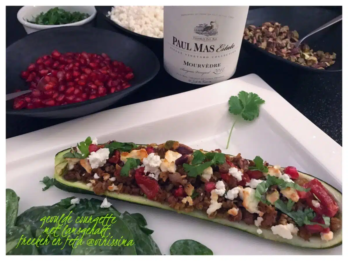 gevulde courgette met lamsgehakt, freekeh en feta