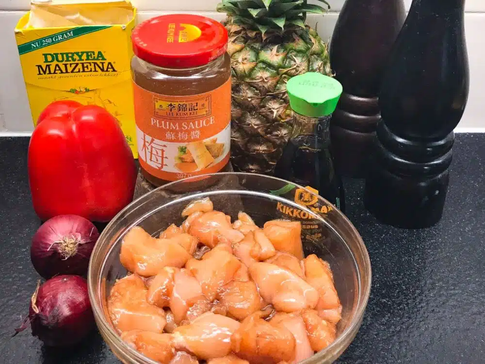 ingrediënten kip met plum sauce