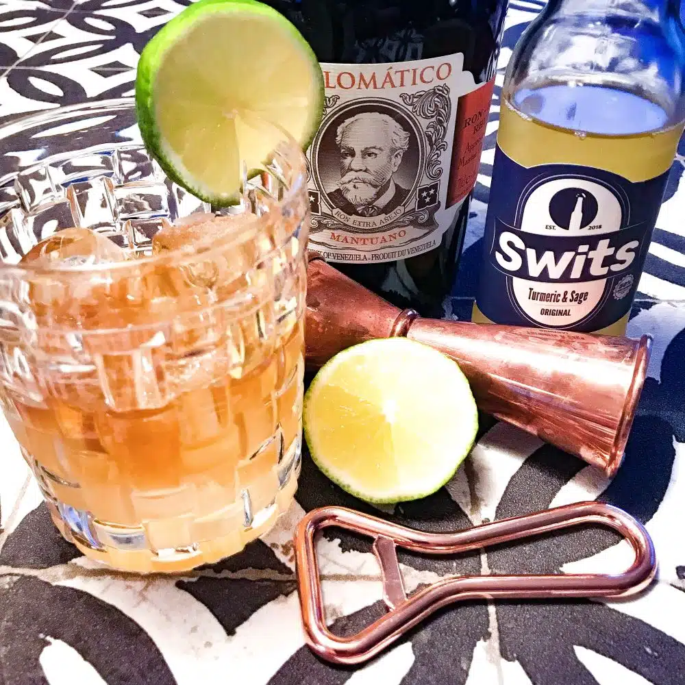 cocktail Dark n Swits