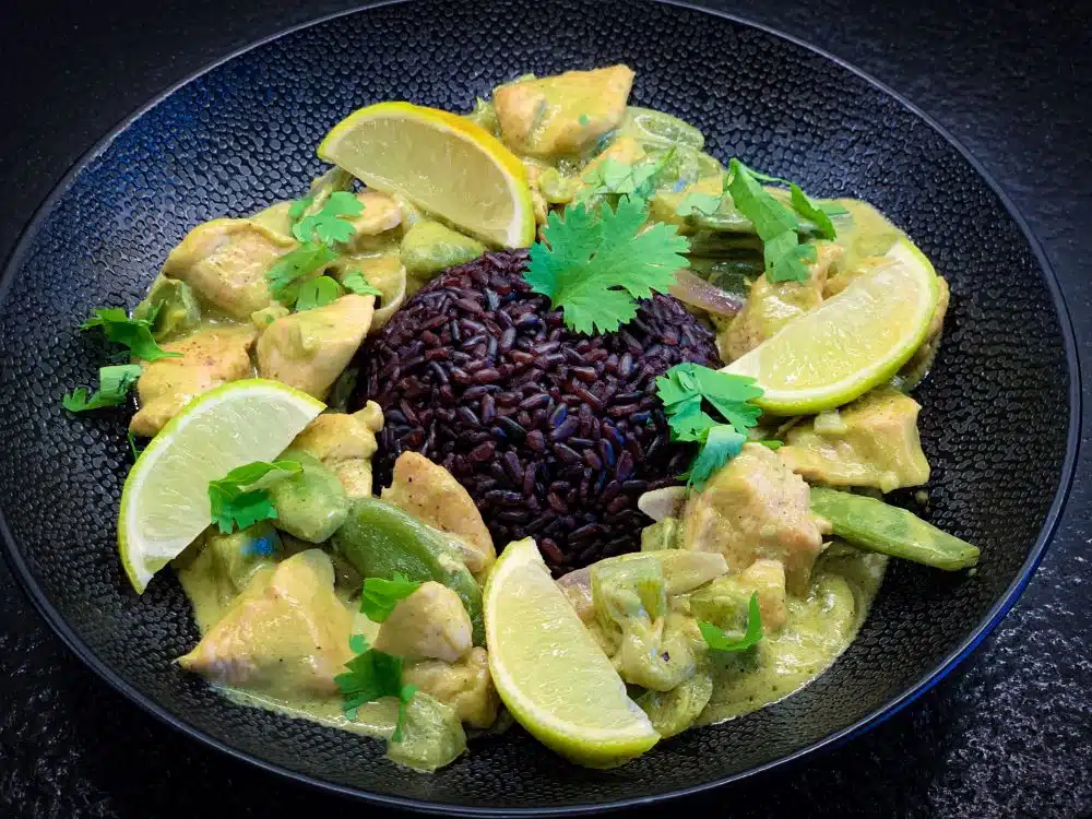 groene kipcurry met matcha