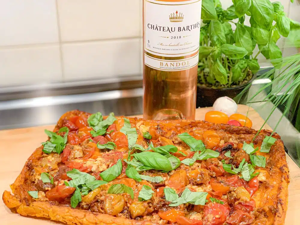 tarte tatin met tomaat en Bandol rosé Château Barthes