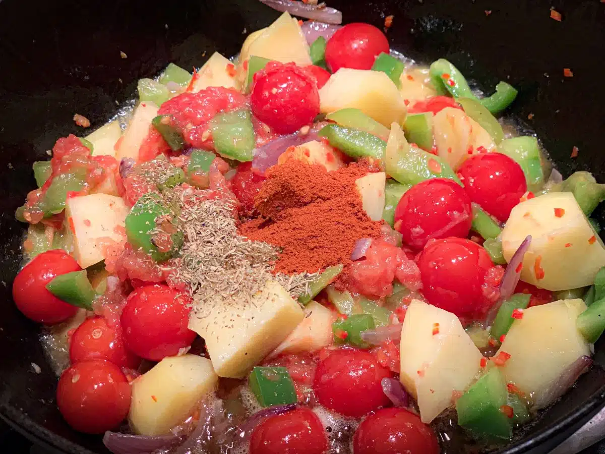 ingrediënten voor Baskische marmitako ingrediënten voor Baskische marmitako