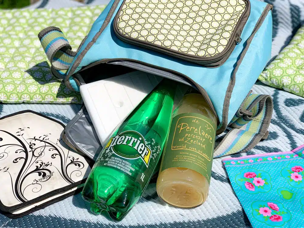 koeltas met drankjes koeltas met drankjes