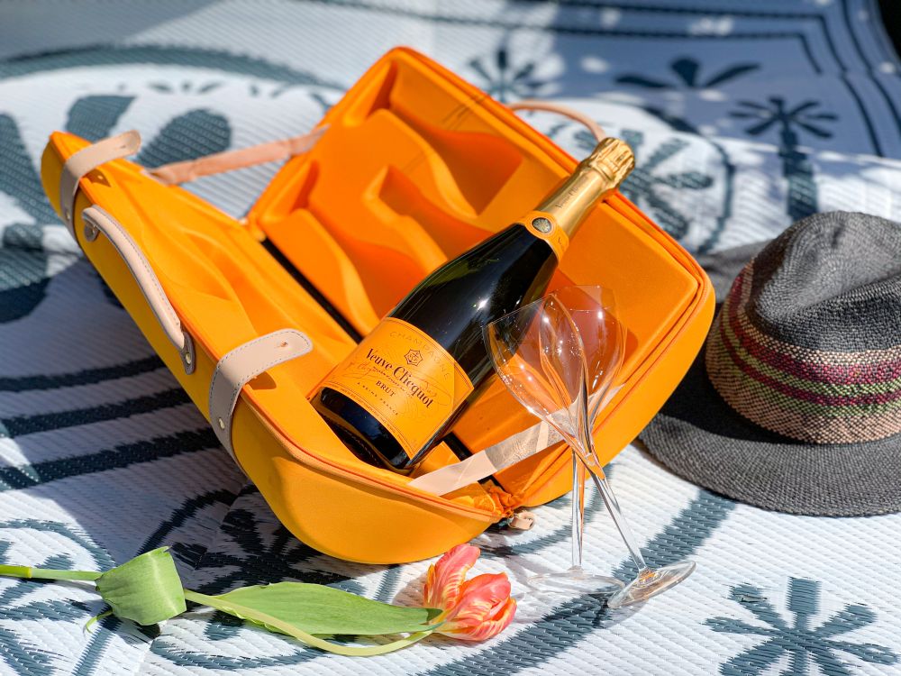 romantische picknick met champagne