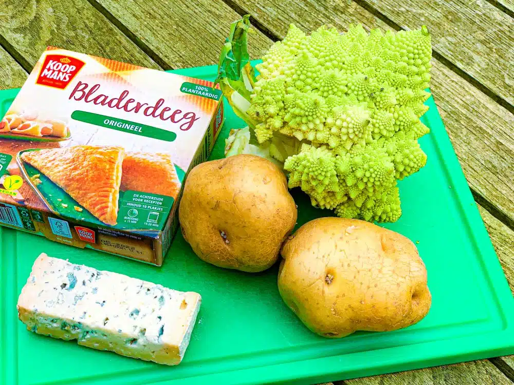 Ingrediënten hartige taart met romanesco