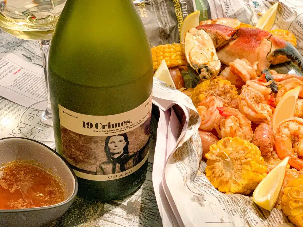 19 Crimes chardonnay bij crimineel lekkere Seafood Boil 19 Crimes chardonnay bij crimineel lekkere Seafood Boil