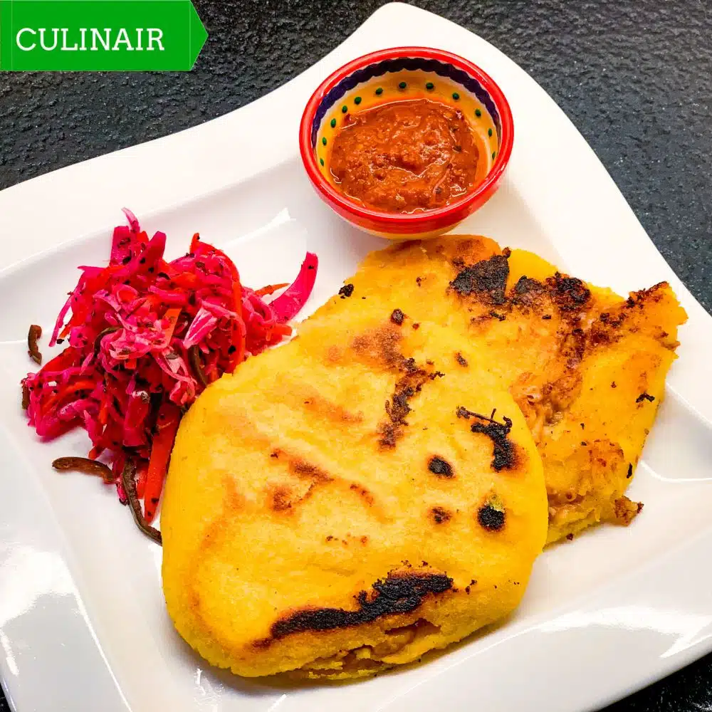 Pupusa met curtido