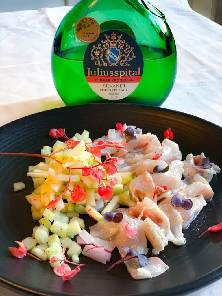 Wijn bij ceviche - silvaner van Juliusspital