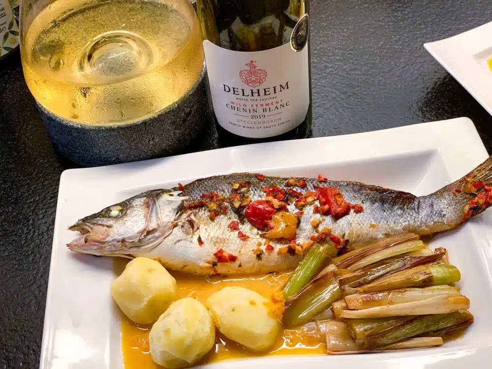 Zeebaars met sinaasappel-beurre blanc Zeebaars met sinaasappel-beurre blanc