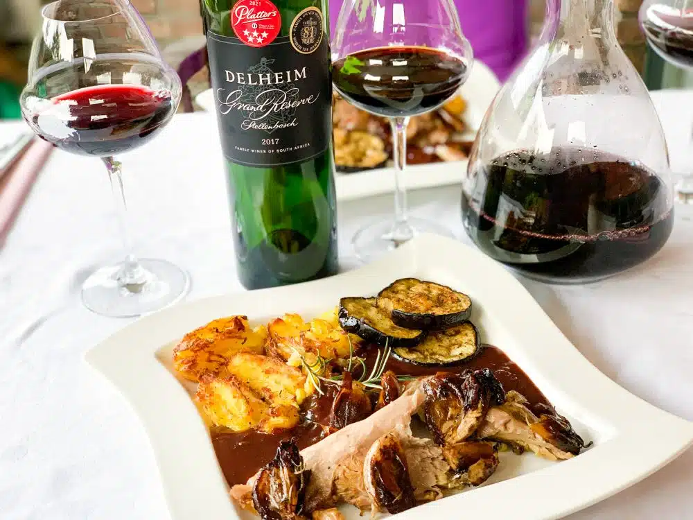 Delheim grand reserve bij lamsschouder uit de oven Delheim grand reserve bij lamsschouder uit de oven