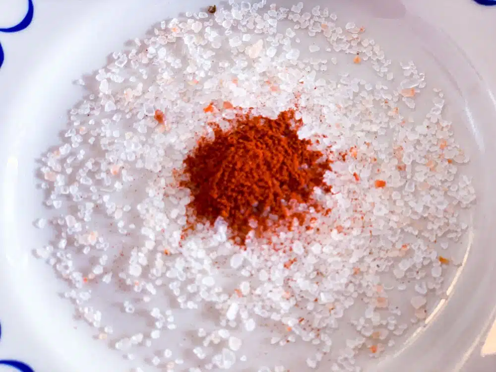 Himalaya-zout en gerookt paprikapoeder
