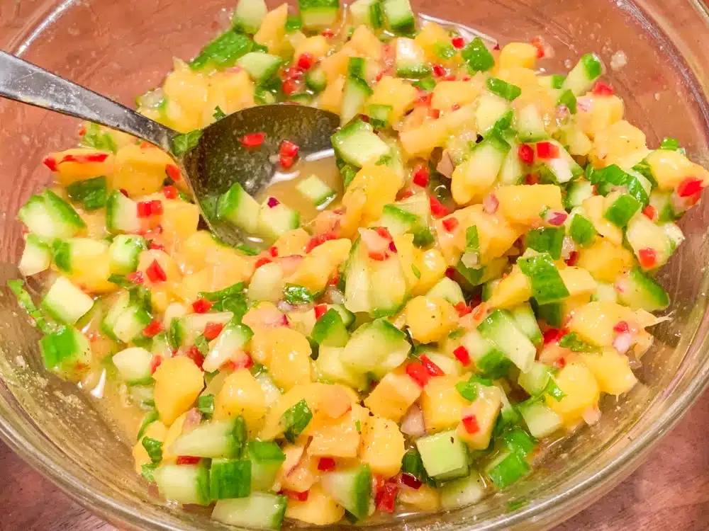 Mango-komkommersalsa Mango-komkommersalsa