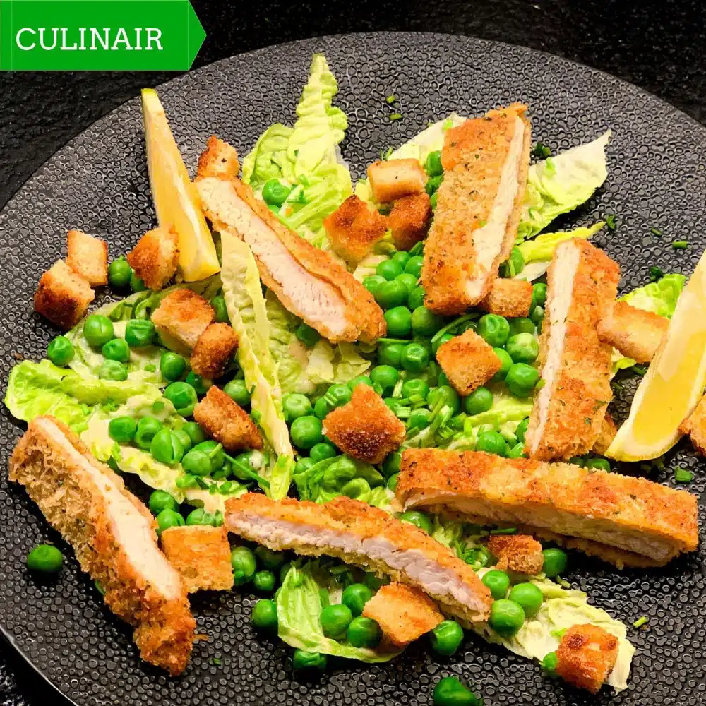 Schnitty Night – Kalkoenschnitzel en Caesarsalade met doperwten