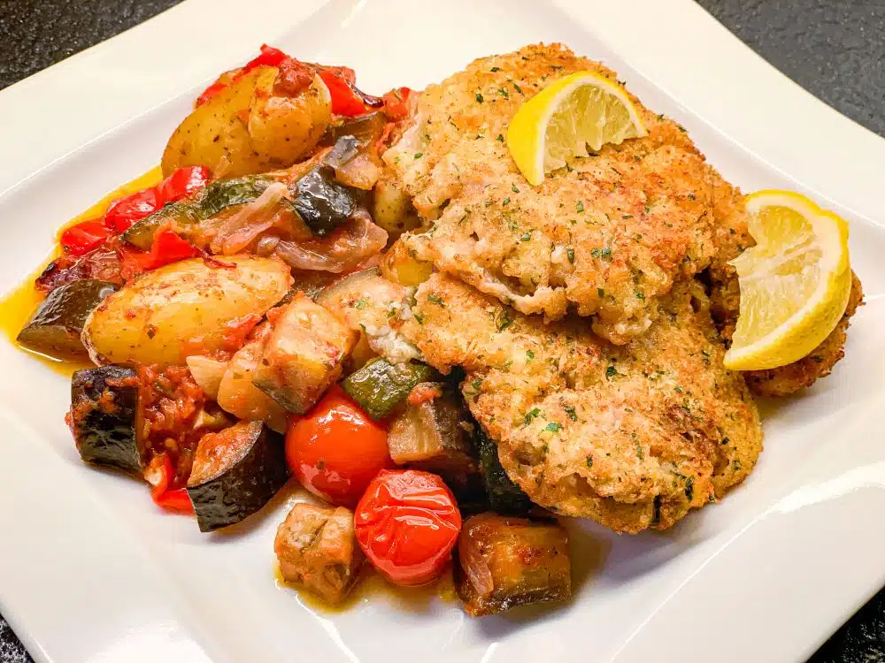 Briam met lamsschnitzel Briam met lamsschnitzel