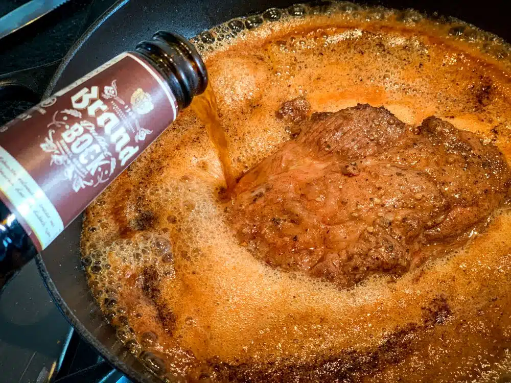 Everzwijn procureur stoven in bier