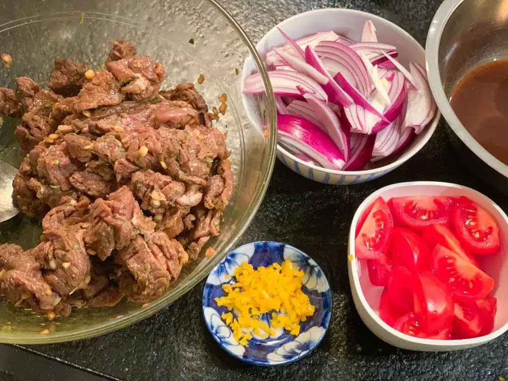Ingrediënten lomo saltado Ingrediënten lomo saltado