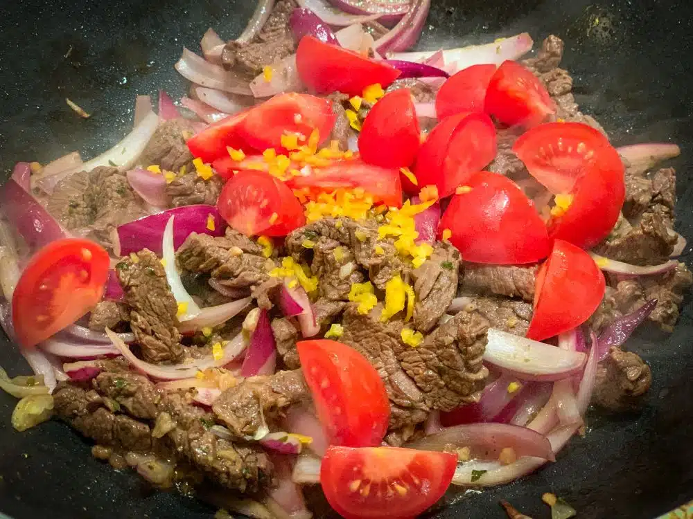 Lomo saltado Lomo saltado
