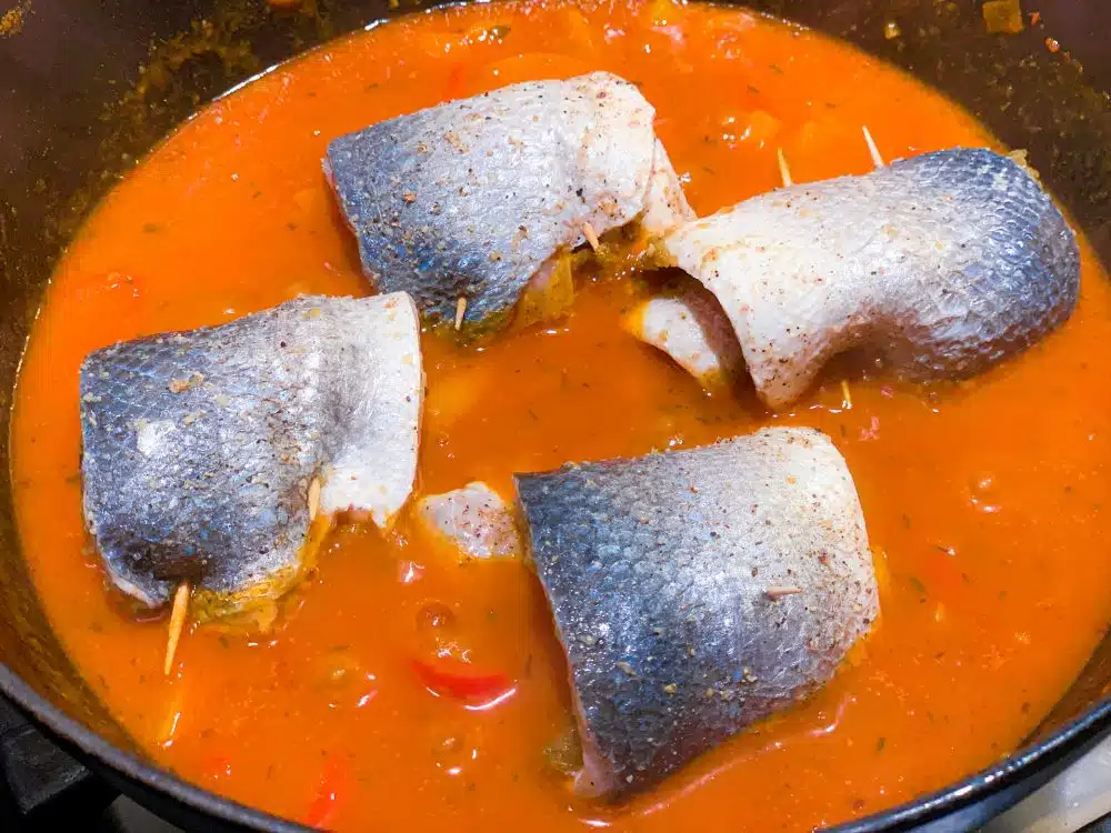Vis stoven in Bajan Sauce