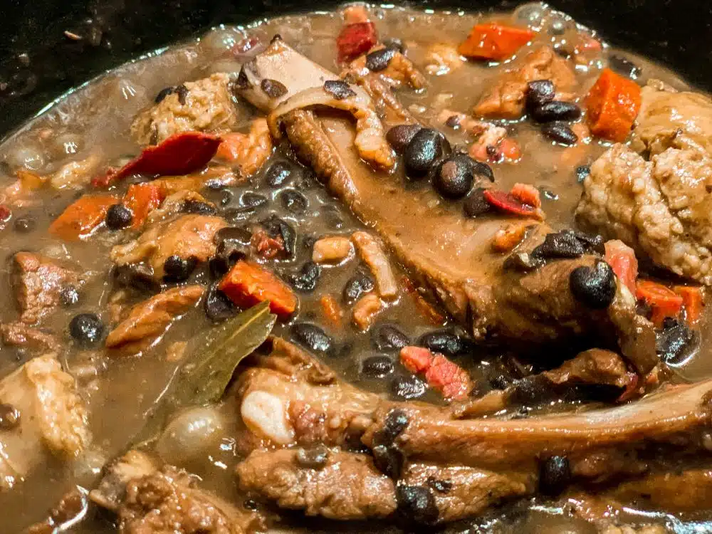 Braziliaanse stoofpot feijoada Braziliaanse stoofpot feijoada