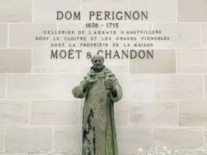 Dom Pérignon – Moët et Chandon Dom Pérignon - Moët et Chandon