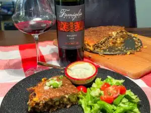 taco-taart en Bodegas Bianchi malbec
