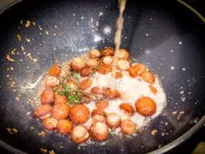 tapas met champignons en bier maken