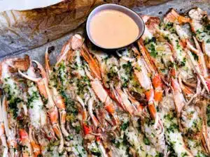 gegrilde langoustines met Marie Rose saus gegrilde langoustines met Marie Rose saus