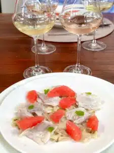 ceviche met witte wijn en rosé