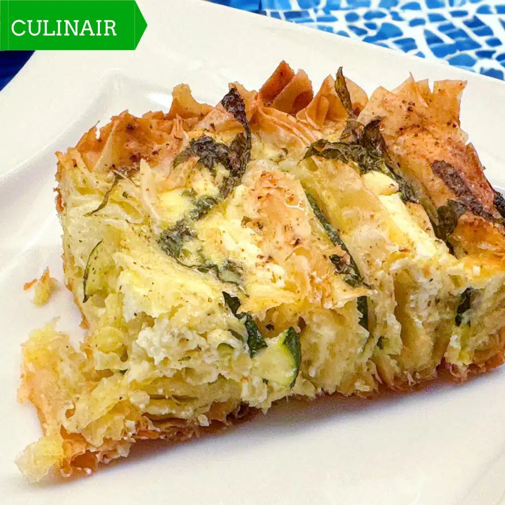 crinkle cake met courgette feta en munt