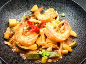 Koreaanse Doenjang Jjigae met gambas