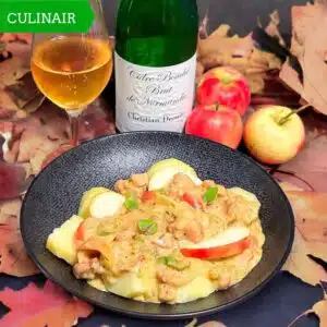 Zweedse kipstoofpot met appels en cider