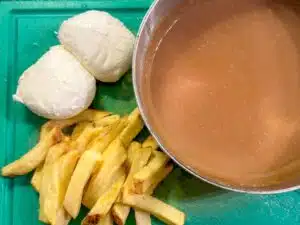 mijn ingrediënten voor poutine – friet jus en mozzarella mijn ingrediënten voor poutine - friet jus en mozzarella