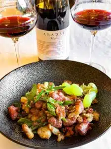 migas de pan met Matís crianza van Bodegas Abadal migas de pan met Matís crianza van Bodegas Abadal