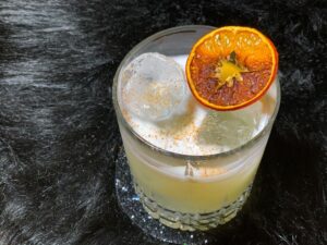 cocktail Maguey Sour met rokerige mezcal