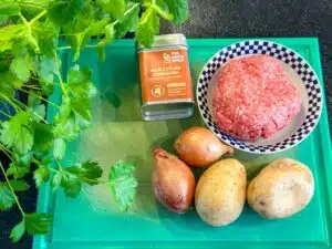 ingrediënten Cypriotische gehaktballetjes ingrediënten Cypriotische gehaktballetjes