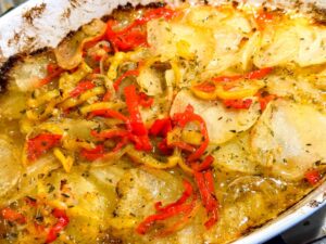 Patatas panaderas al horno - Spaanse aardappel-paprika ovenschotel