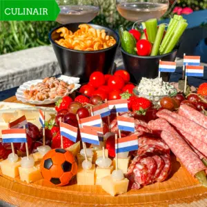 Hollandse borrelplank Hollandse borrelplank