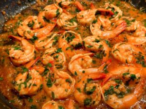 Gambas in tomaten-knoflookboter