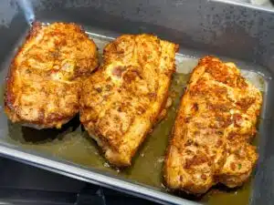 gemarineerde Turkse lamskarbonades uit de oven gemarineerde Turkse lamskarbonades uit de oven
