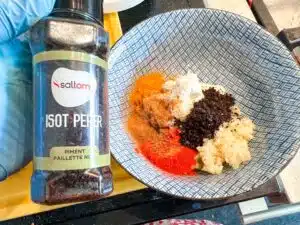 yoghurtmarinade voor kip met urfa-peper