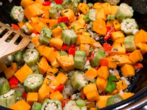 Callalou met okra en pompoen
