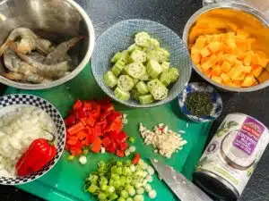voorbereiding Callalou Soup uit Dominica