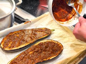 aubergines grillen met rode miso