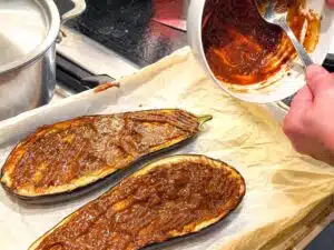 aubergines grillen met rode miso